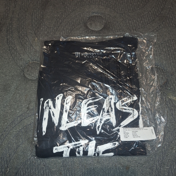 Monster t-shirt - Picture 3 of 3